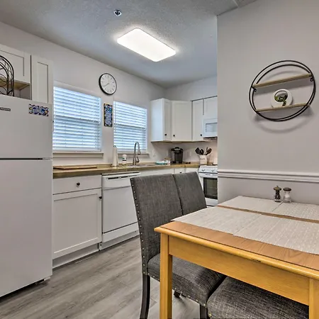 Downtown Ocean Springs Duplex With Aandc 1 Mi To Beach